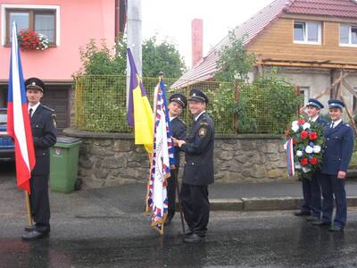 odhalen-pamtn-desky-padlm-v-1svtov-vlce-ve-zlatkov-2014