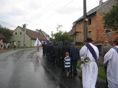 odhalen-pamtn-desky-padlm-v-1svtov-vlce-ve-zlatkov-2014