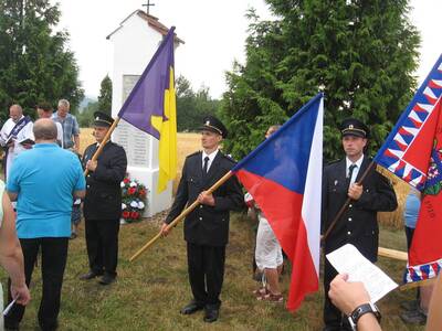 odhalen-pamtn-desky-padlm-v-1svtov-vlce-ve-zlatkov-2014