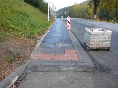 bezbarirov-chodnk-u-z-v-ron