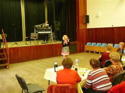 beseda-s-dchodci-1492010