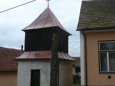 rekoknstrukce-kapliky-ve-zlatkov-2013